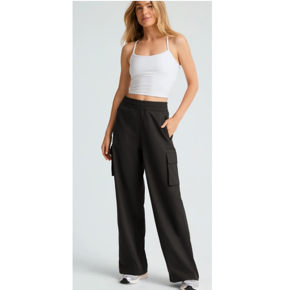Beyond Yoga City Chic Wide Leg Cargo Pant
